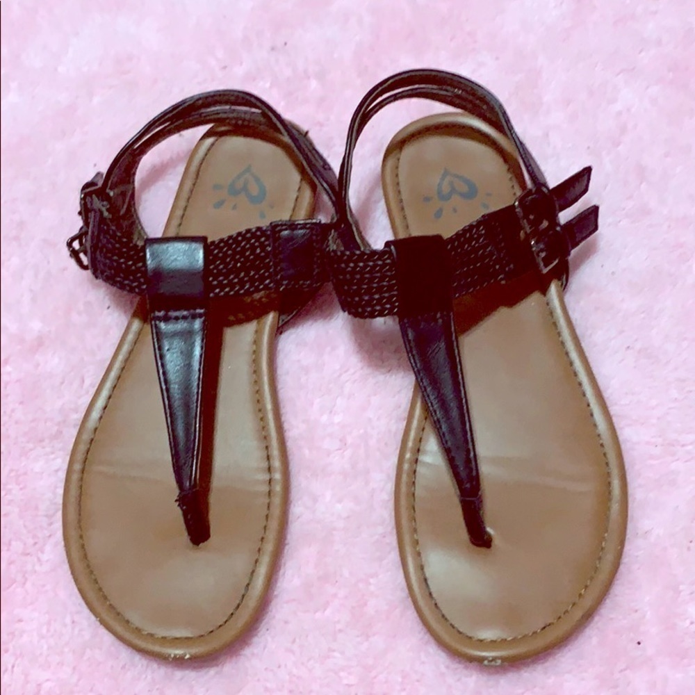 3 FOR $18/JUSTICE* black sandals